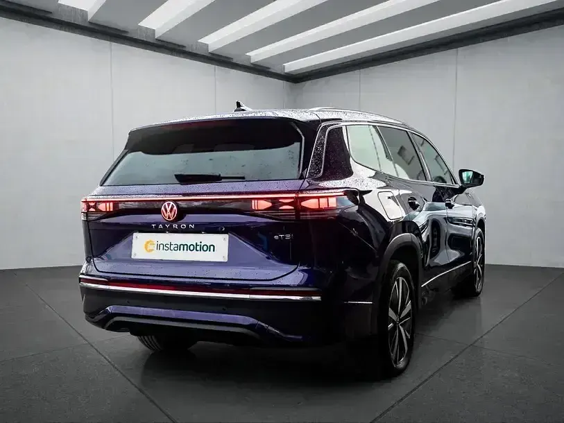 Gebraucht VW Tayron 150 PS (110 kW) 2025 Violett SUV