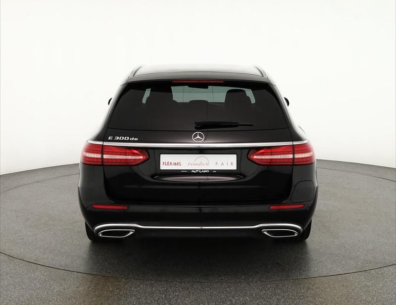 Gebraucht Mercedes E300 306 PS (225 kW) 2020 Schwarz Kombi
