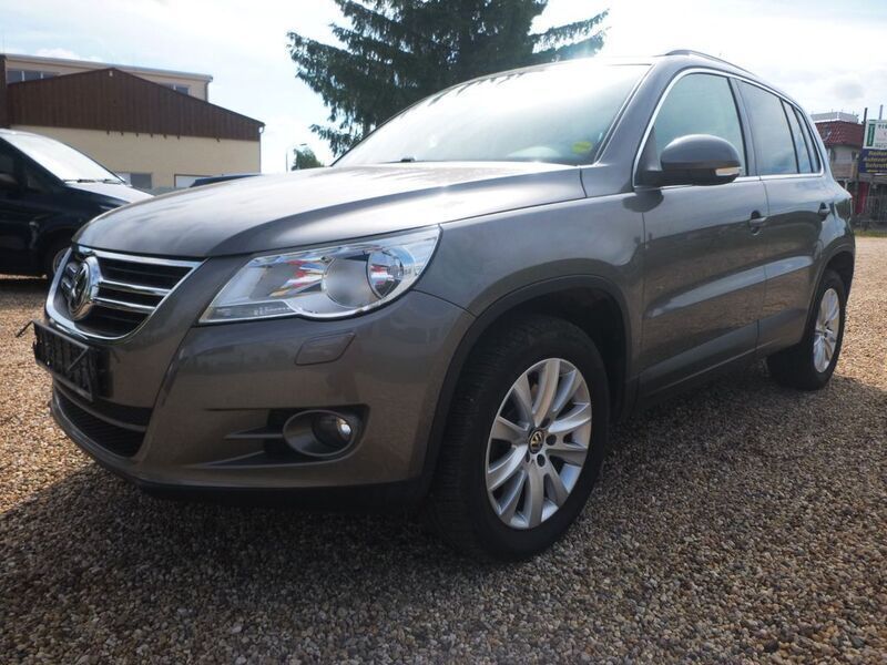 Grau Gebraucht 2008 VW Tiguan SUV | 4.990 € (Superpreis) - Bild 1/4