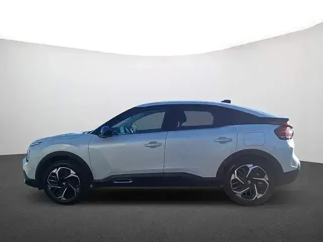 Używany Citroën C4 PureTech 131 KM (96 kW) 2023 Biały SUV