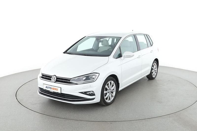 Weiß Gebraucht 2018 VW Golf Sportsvan Highline Van / Kleinbus | 16.160 € (Guter Preis) - Bild 1/3