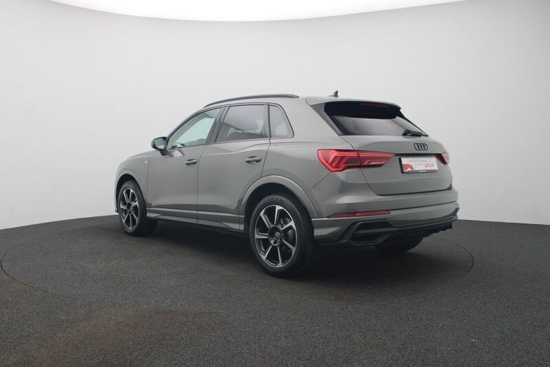 Gebraucht Audi Q3 S-Line 150 PS (110 kW) 2023 Grau SUV