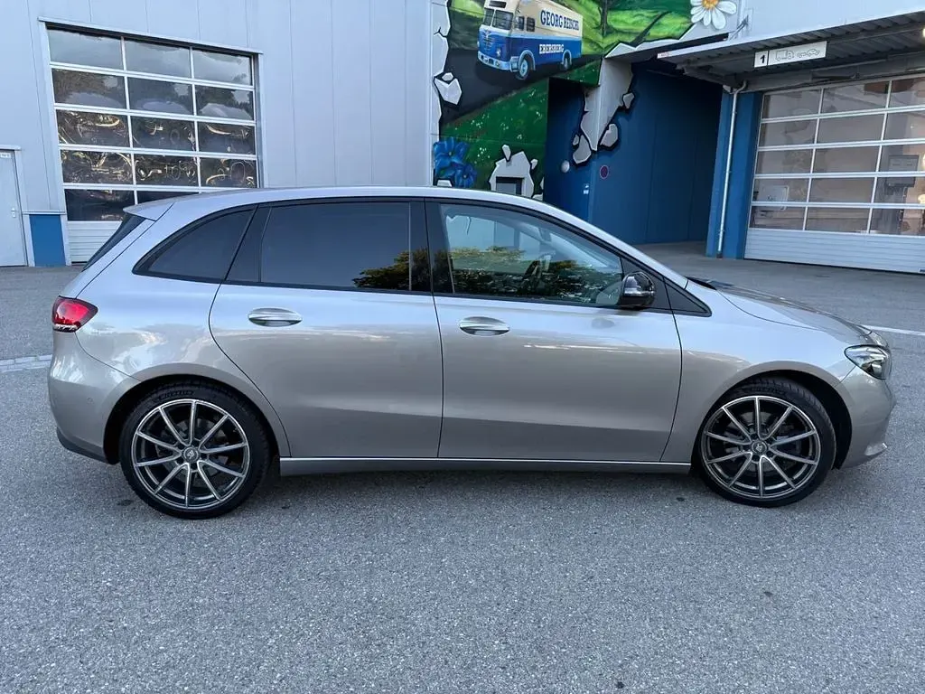 Gebraucht Mercedes B220 Progressive 190 PS (139 kW) 2020 Silber Kleinwagen