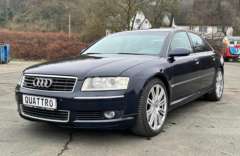 Blau Gebraucht 2003 Audi A8 Sport Limousine | 3.981 € (Guter Preis) - Bild 1/4