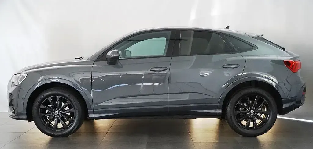 Gebraucht Audi Q3 Sportback S-Line 150 PS (110 kW) 2023 Grau SUV