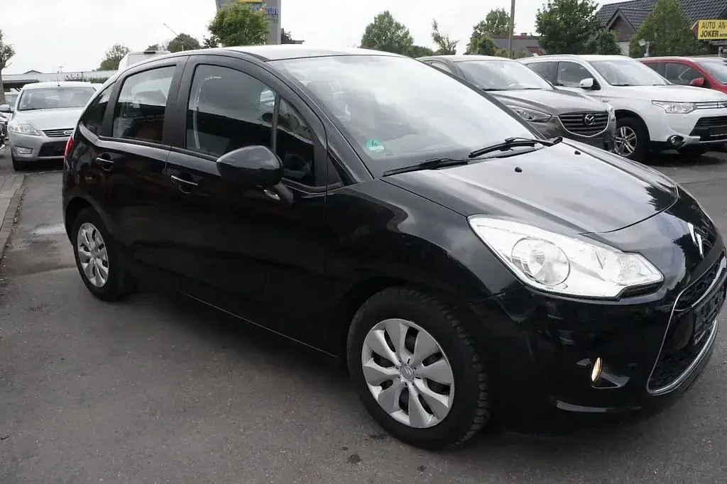 Gebraucht Citroën C3 Tendance 73 PS (53 kW) 2011 Limousine