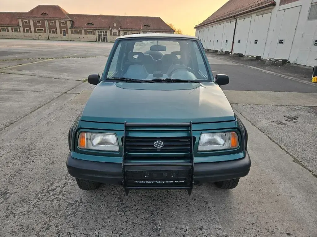 Gebraucht Suzuki Vitara 80 PS (58 kW) 1998 Grün Cabrio