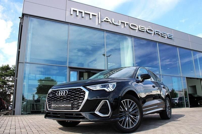 Schwarz Gebraucht 2022 Audi Q3 Sportback Design SUV | 31.900 € (Guter Preis) - Bild 1/4