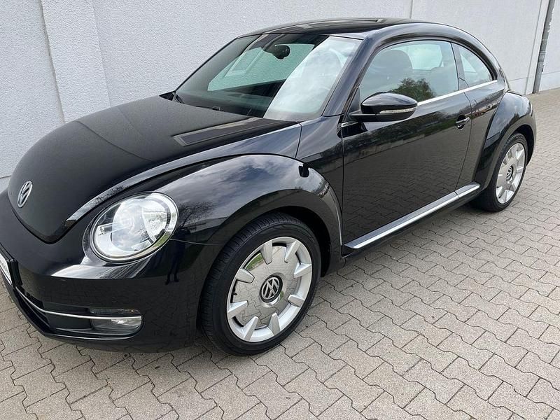 Schwarz Gebraucht 2011 VW Beetle Design Kleinwagen | 7.800 € (Fairer Preis) - Bild 1/4