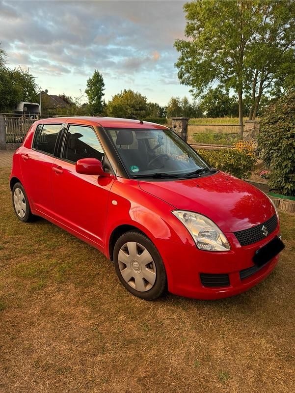 Rot Gebraucht 2008 Suzuki Swift Kleinwagen | 2.000 € (Guter Preis) - Bild 1/4