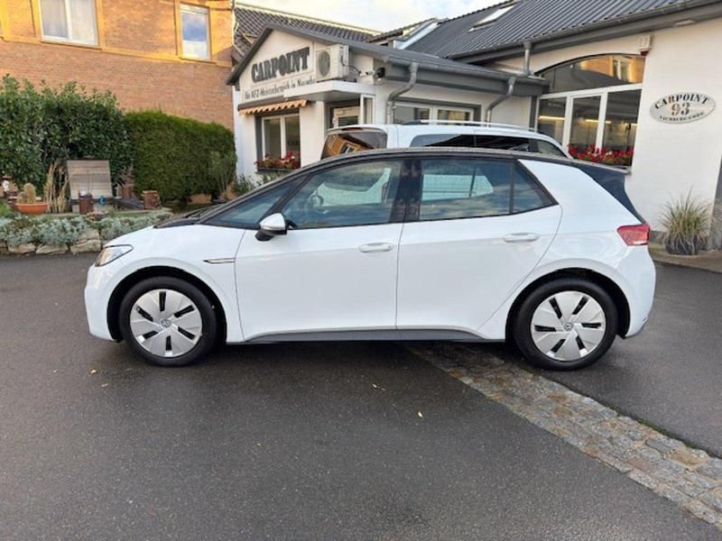Weiß Gebraucht 2021 VW ID.3 Kleinwagen | 18.200 € (Superpreis) - Bild 1/4