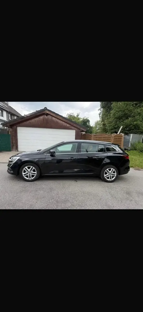 Gebraucht Renault Mégane GrandTour 132 PS (97 kW) 2017 Schwarz Kombi