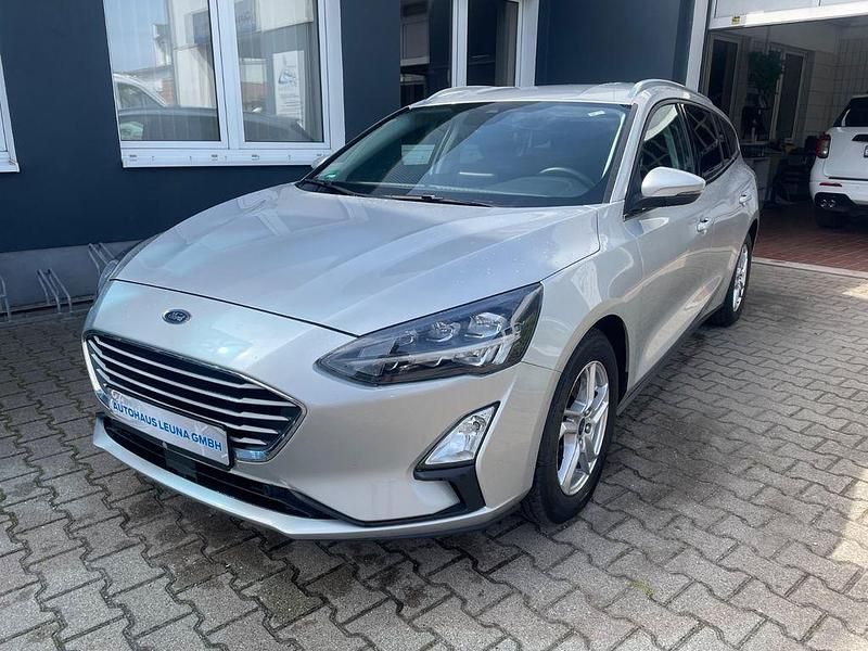 Gebraucht Ford Focus Titanium 125 PS (91 kW) 2022 Silber Kombi