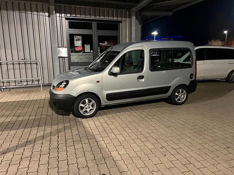 Gebraucht Renault Kangoo 82 PS (60 kW) 2004 Van / Kleinbus