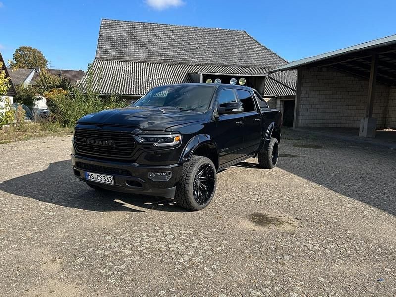 Schwarz Gebraucht 2020 Dodge Ram Limited Abholung | 55.400 € (Fairer Preis) - Bild 1/4