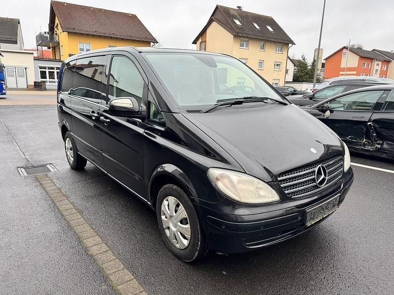 Gebraucht Mercedes Viano 150 PS (110 kW) 2010 Schwarz Van / Kleinbus