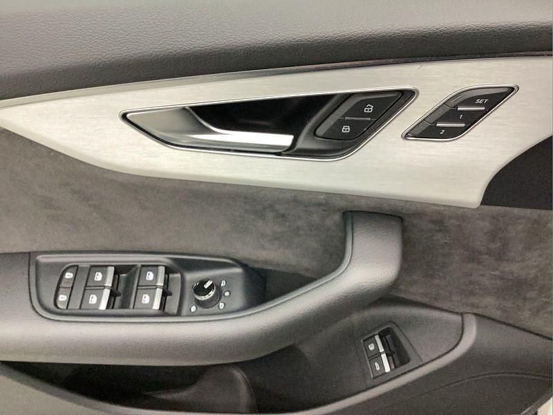 Gebraucht Audi Q8 381 PS (280 kW) 2022 Weiß SUV