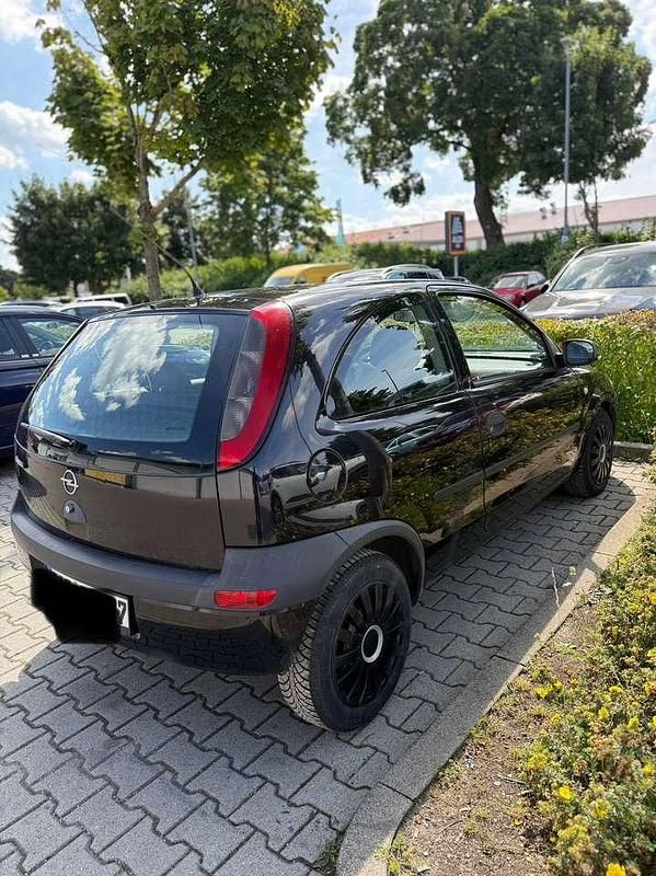 Schwarz Gebraucht 2002 Opel Corsa Eco Limousine | 1.500 € (Fairer Preis) - Bild 1/4