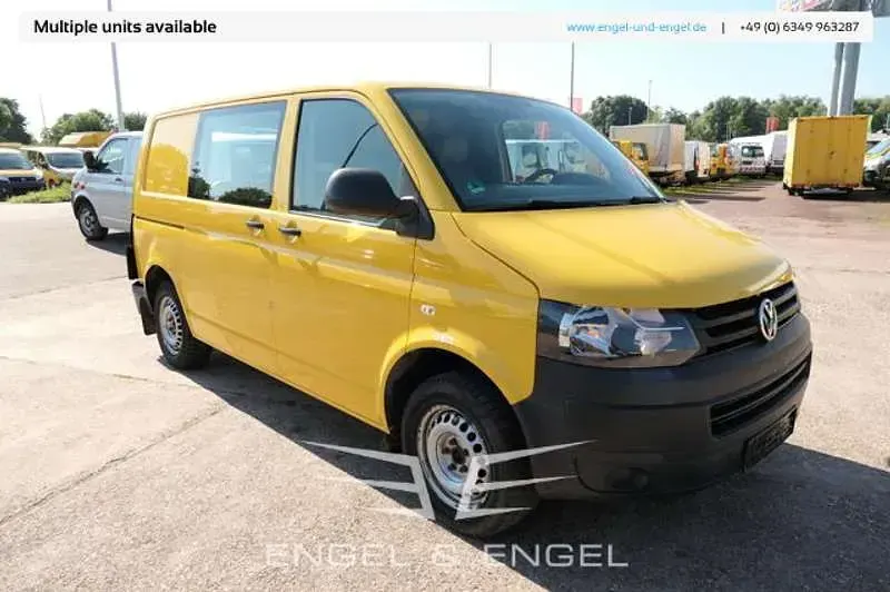 Używany VW Transporter 84 KM (61 kW) 2014 Żółty Van