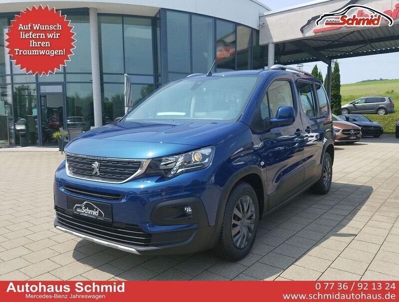 Nachtblau metallic Gebraucht 2021 Peugeot Rifter Allure Van / Kleinbus | 20.499 € (Fairer Preis) - Bild 1/4
