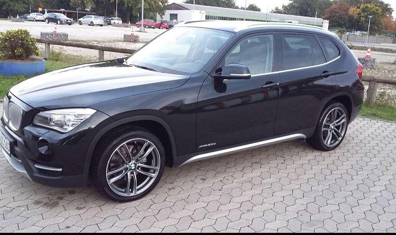 Schwarz Gebraucht 2013 BMW X1 SUV | 14.350 € (Teuer) - Bild 1/4