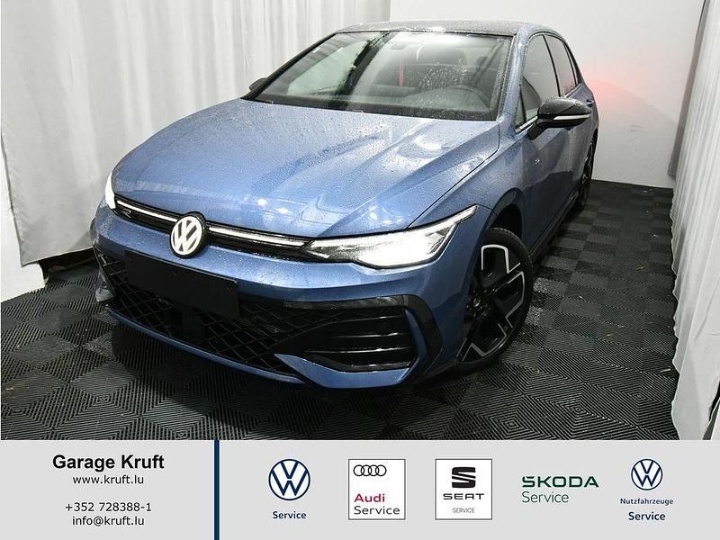Neu VW Golf VIII R-line 150 PS (110 kW) 2026 Blau Limousine