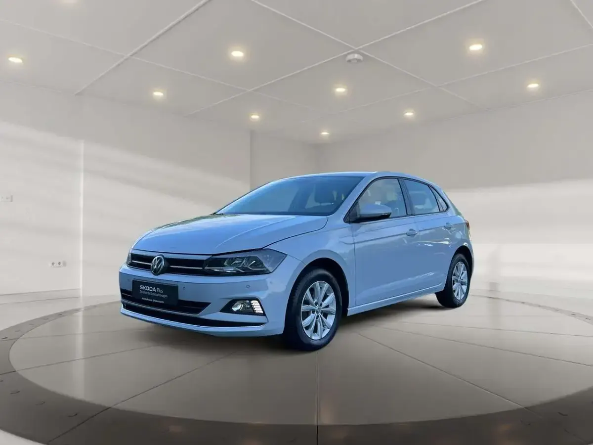 Gebraucht VW Polo Highline 95 PS (69 kW) 2019 Weiß Kleinwagen