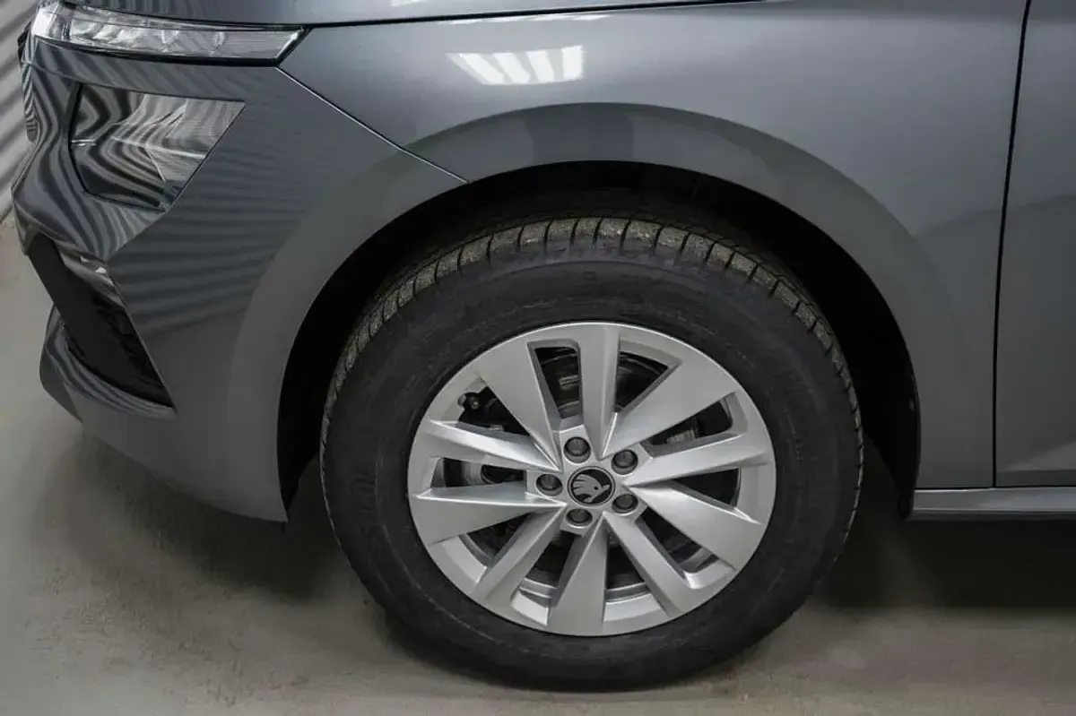 Ny Skoda Kamiq Selection 116 HK (85 kW) 2025 Grå SUV