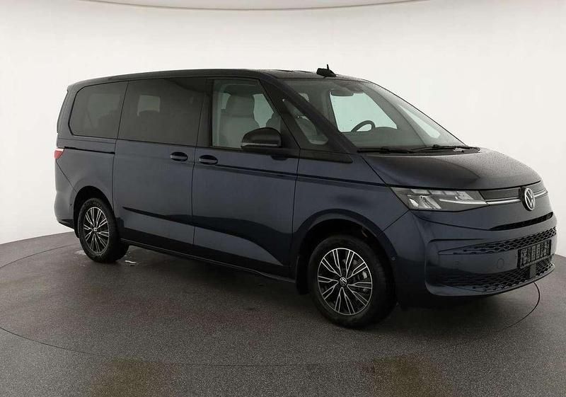 Starlight blue metallic Gebraucht 2025 VW T7 Life Van | 58.095 € (Fairer Preis) - Bild 1/4