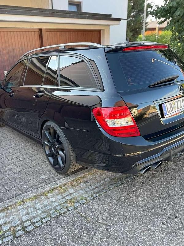 Gebraucht Mercedes C63 AMG AMG 487 PS (358 kW) 2014 Schwarz Kombi