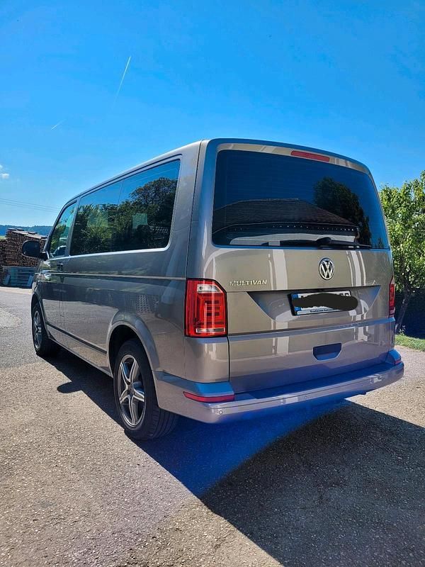 Gebraucht VW T6 150 PS (110 kW) 2019 Beige Van