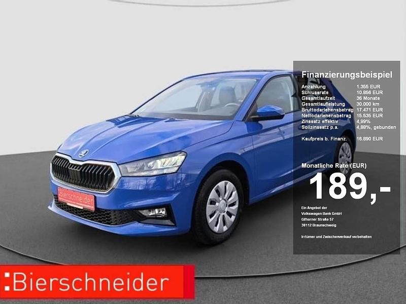 Blau Gebraucht 2024 Skoda Fabia Essence Limousine | 16.890 € (Fairer Preis) - Bild 1/2