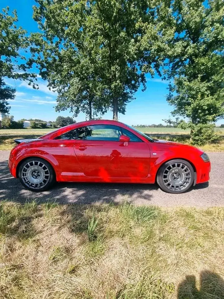Gebraucht Audi TT 250 PS (183 kW) 2004 Rot Coupé