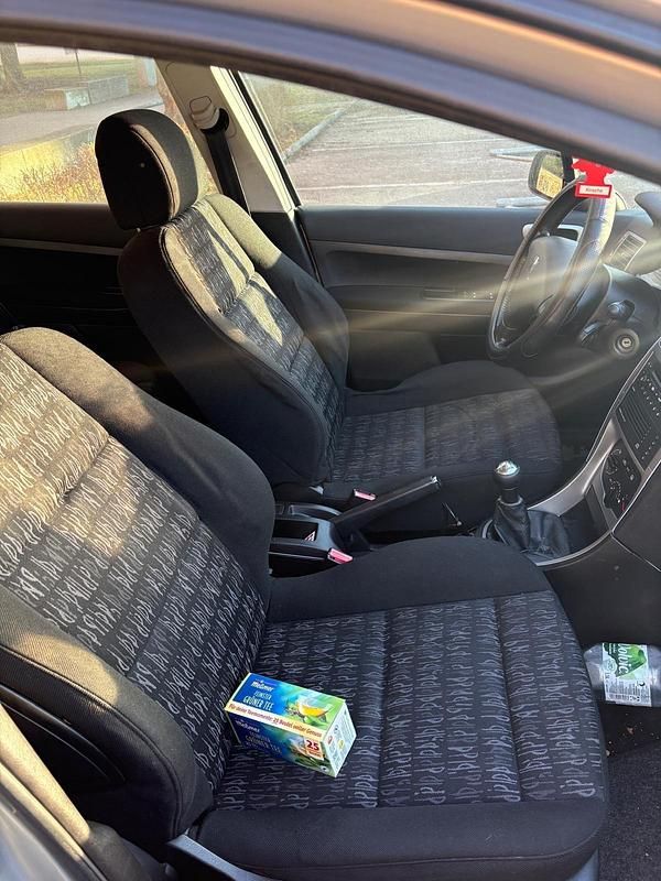 Gebraucht Peugeot 307 109 PS (80 kW) 2003 Grau Kleinwagen