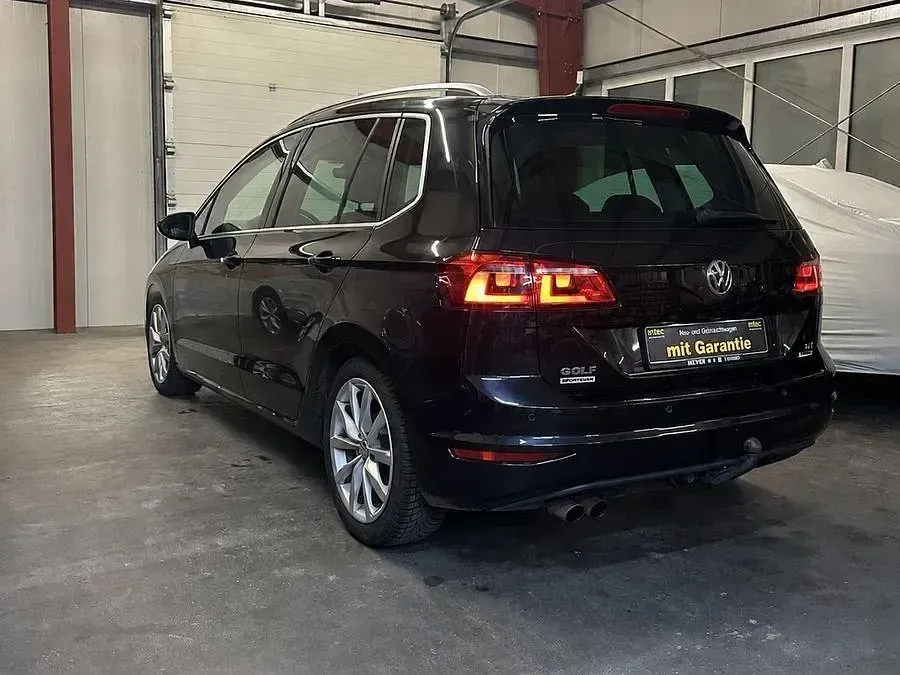Gebraucht VW Golf VII Highline 125 PS (91 kW) 2017 Schwarz Kleinwagen