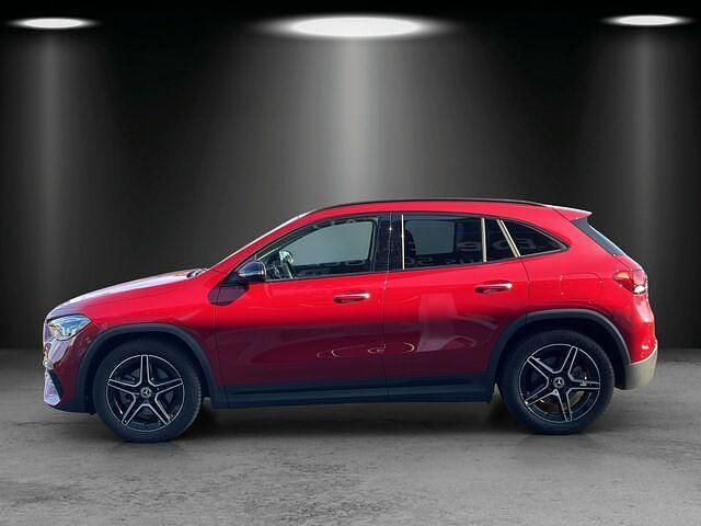 Gebraucht Mercedes GLA250 AMG 224 PS (164 kW) 2023 Manufaktur patagonienrot metal SUV
