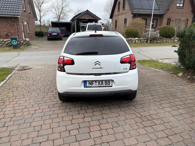 Gebraucht Citroën C3 82 PS (60 kW) 2016 Weiß Limousine