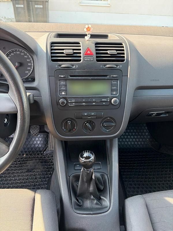 Gebraucht VW Golf 55 PS (40 kW) 2004 Grau Coupé