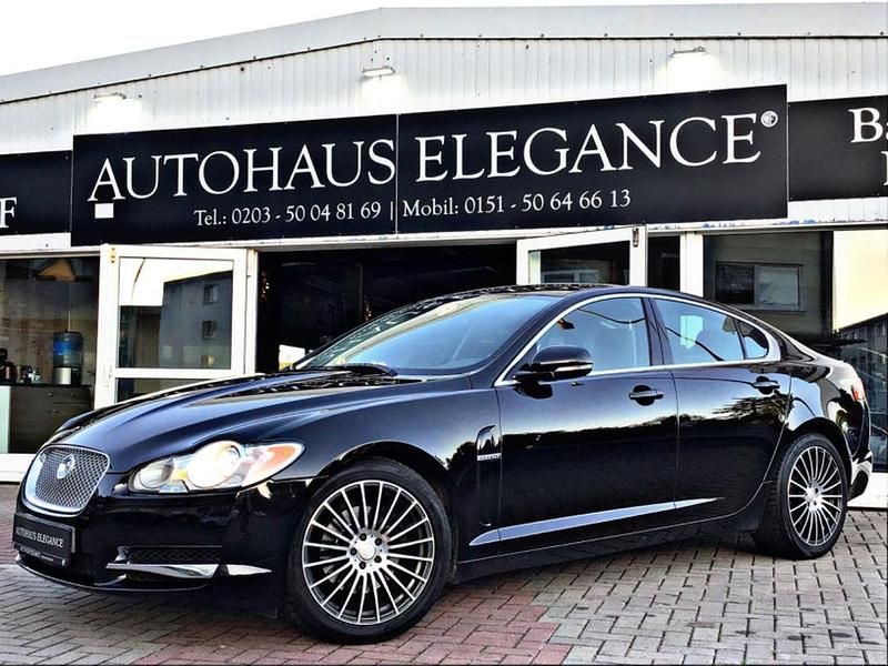 Begagnad Jaguar XF 211 HK (155 kW) 2011 Svart Sedan