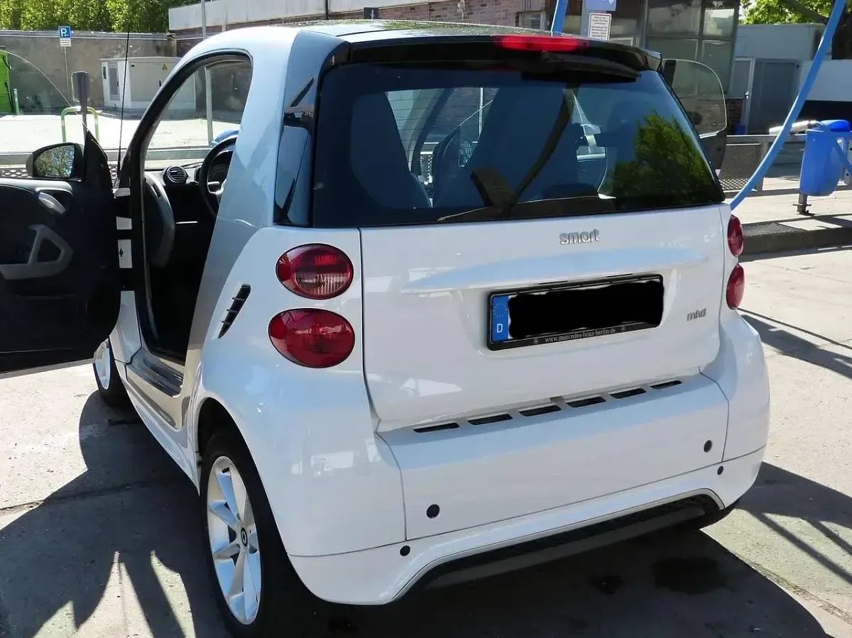 Gebraucht Smart ForTwo Coupé 75 PS (55 kW) 2014 Weiß Coupé
