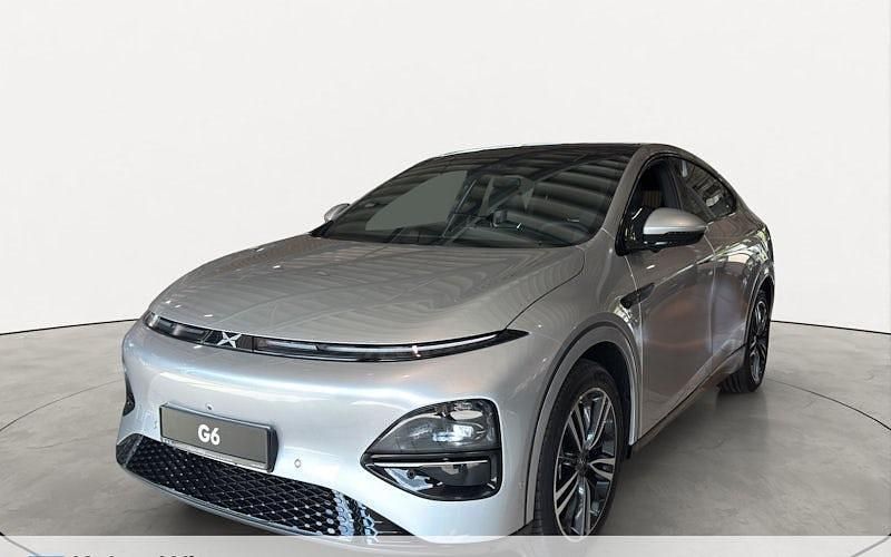Silber Neu 2025 XPENG G6 AWD Performance SUV | 55.150 € (Teuer) - Bild 1/4