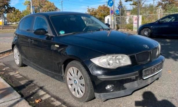 Gebraucht BMW 116 116 PS (85 kW) 2005 Schwarz Kleinwagen