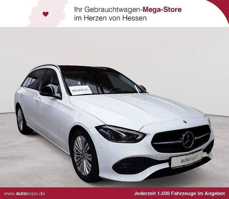 Weiß Gebraucht 2022 Mercedes C220 Limousine | 26.689 € (Guter Preis) - Bild 1/4