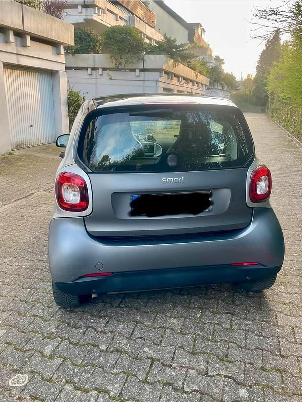 Gebraucht Smart ForTwo Coupé 71 PS (52 kW) 2015 Grau Coupé