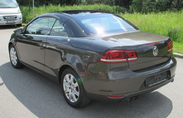 Gebraucht VW Eos 190 PS (139 kW) 2011 Braun metallic Cabrio