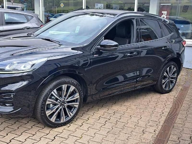 Gebraucht Ford Kuga ST-Line X 224 PS (164 kW) 2023 Schwarz SUV