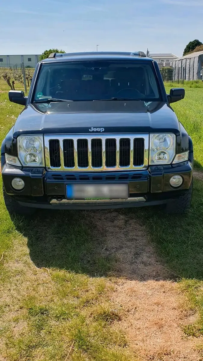 Usata Jeep Commander 218 CV (160 kW) 2006 Nero SUV