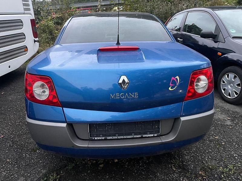 Blau Gebraucht 2004 Renault Mégane Cabriolet Authentique Cabrio | 1.200 € (Superpreis) - Bild 1/4