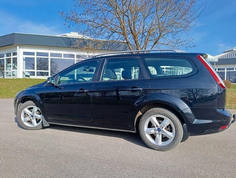 Gebraucht Ford Focus 101 PS (74 kW) 2009 Schwarz Kombi