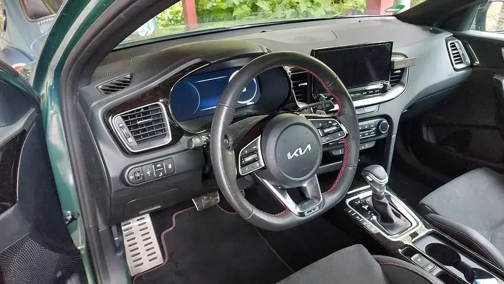 Gebraucht Kia Ceed GT GT 204 PS (150 kW) 2023 Grün Limousine